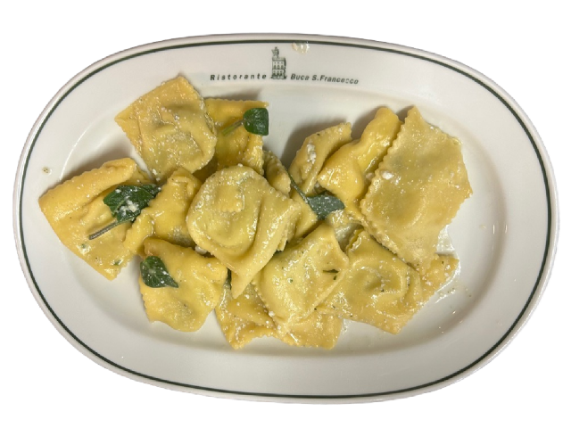 Ravioli burro e salvia